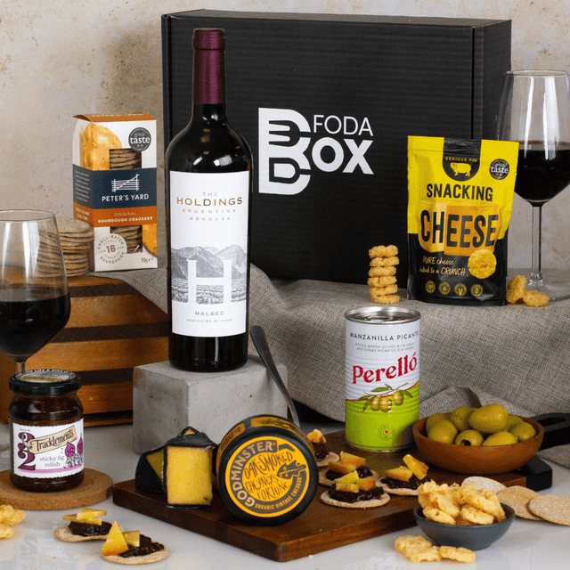 image of Wine & cheese gourmet hamper