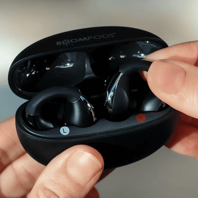 image of Boomclip Pro earbuds