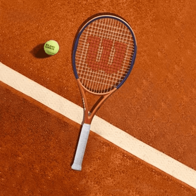 image of Roland-Garros Equipe tennis racket